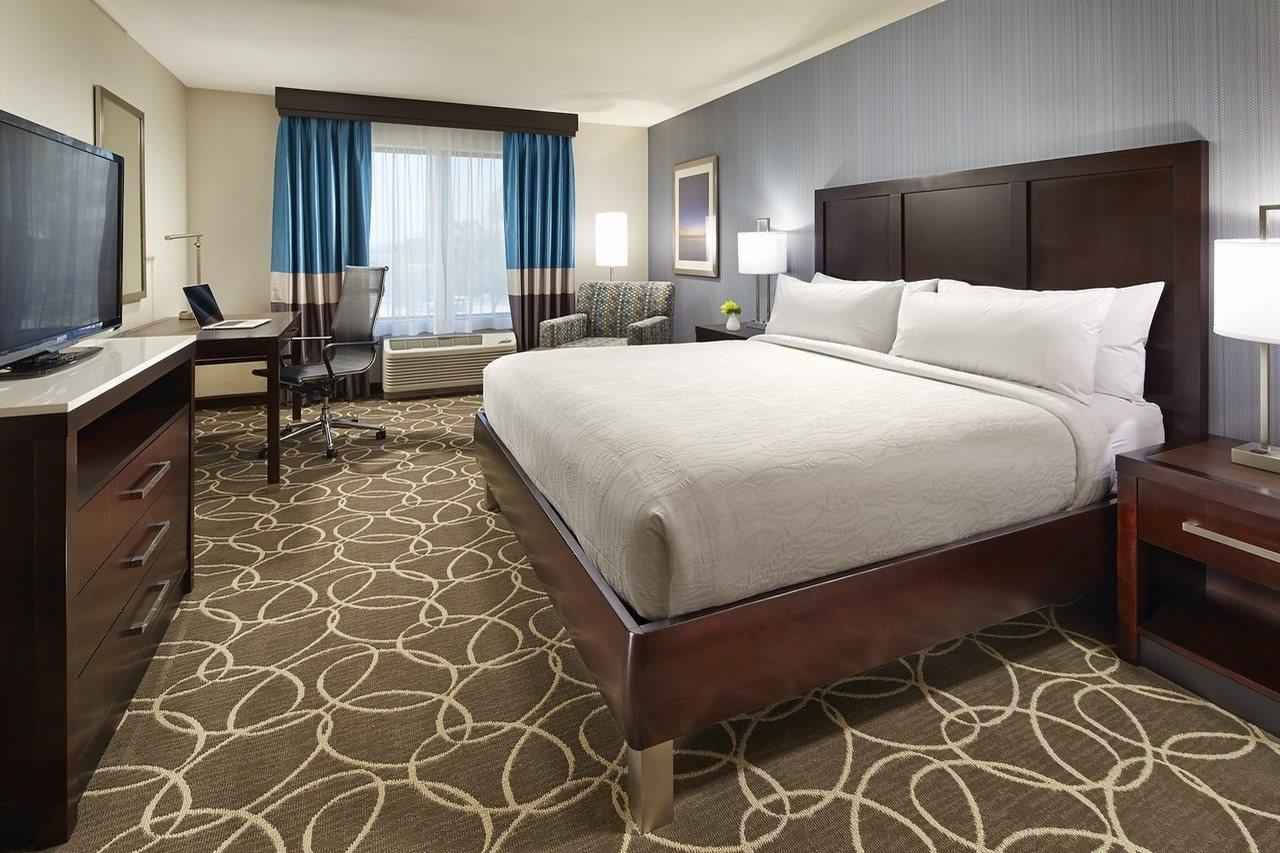 Hilton Garden Inn Kansas City Airport Mo מראה חיצוני תמונה