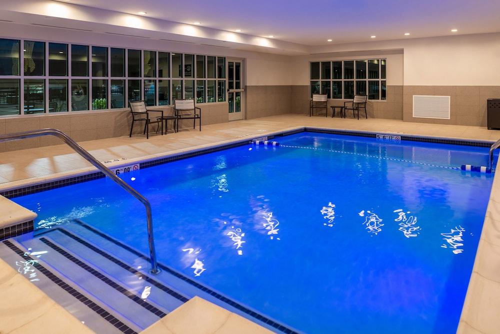 Hilton Garden Inn Kansas City Airport Mo מראה חיצוני תמונה