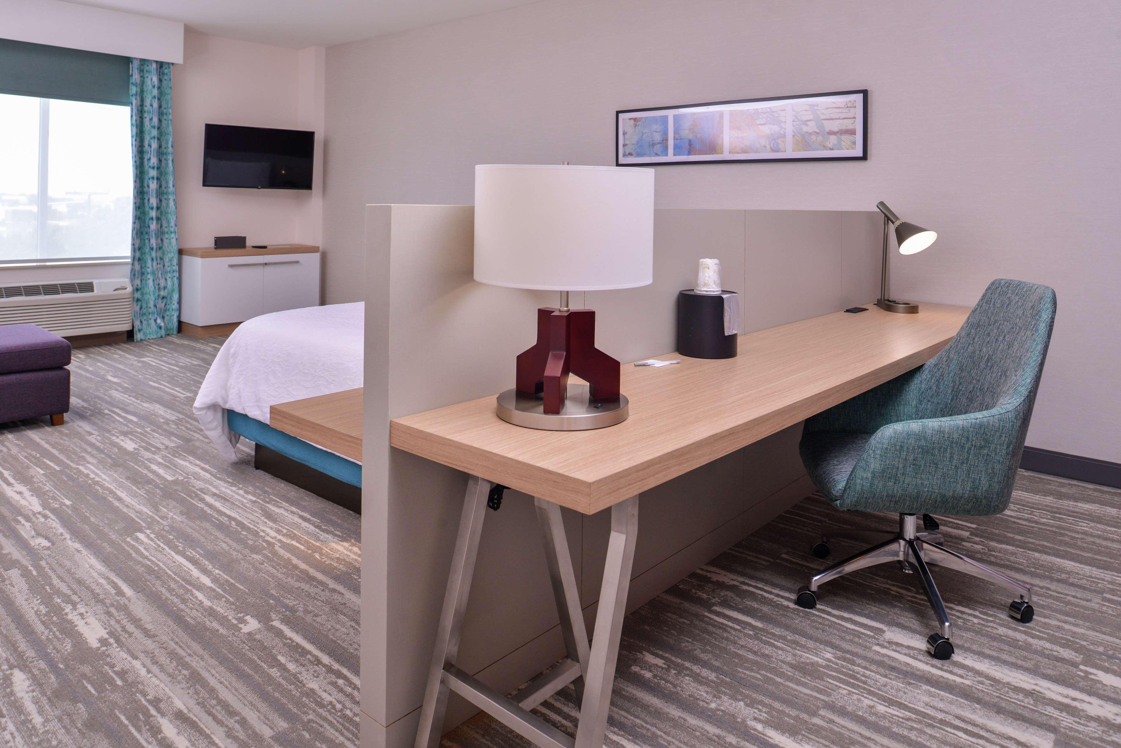 Hilton Garden Inn Kansas City Airport Mo מראה חיצוני תמונה