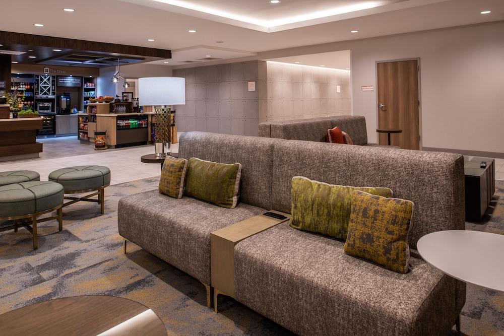 Hilton Garden Inn Kansas City Airport Mo מראה חיצוני תמונה