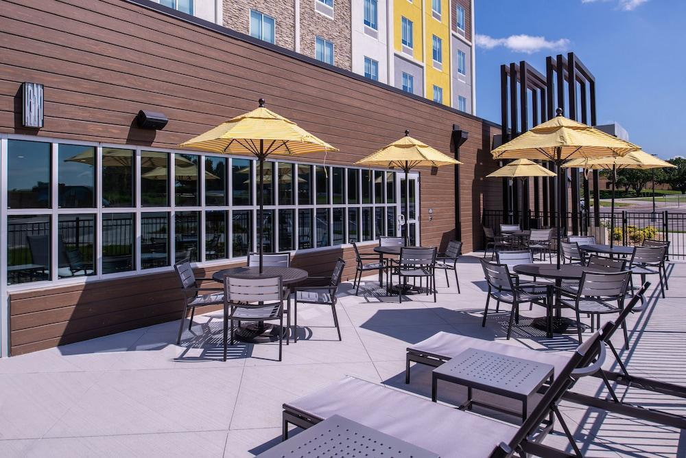 Hilton Garden Inn Kansas City Airport Mo מראה חיצוני תמונה