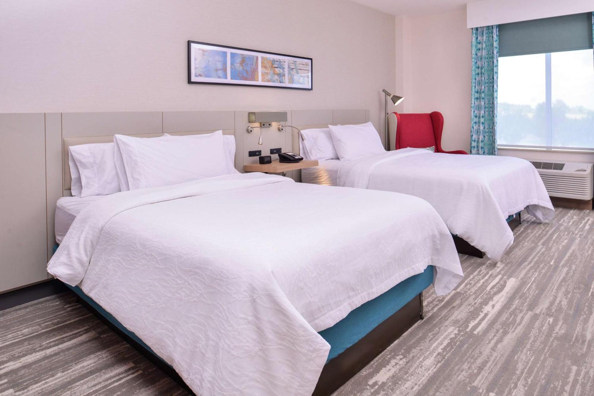 Hilton Garden Inn Kansas City Airport Mo מראה חיצוני תמונה
