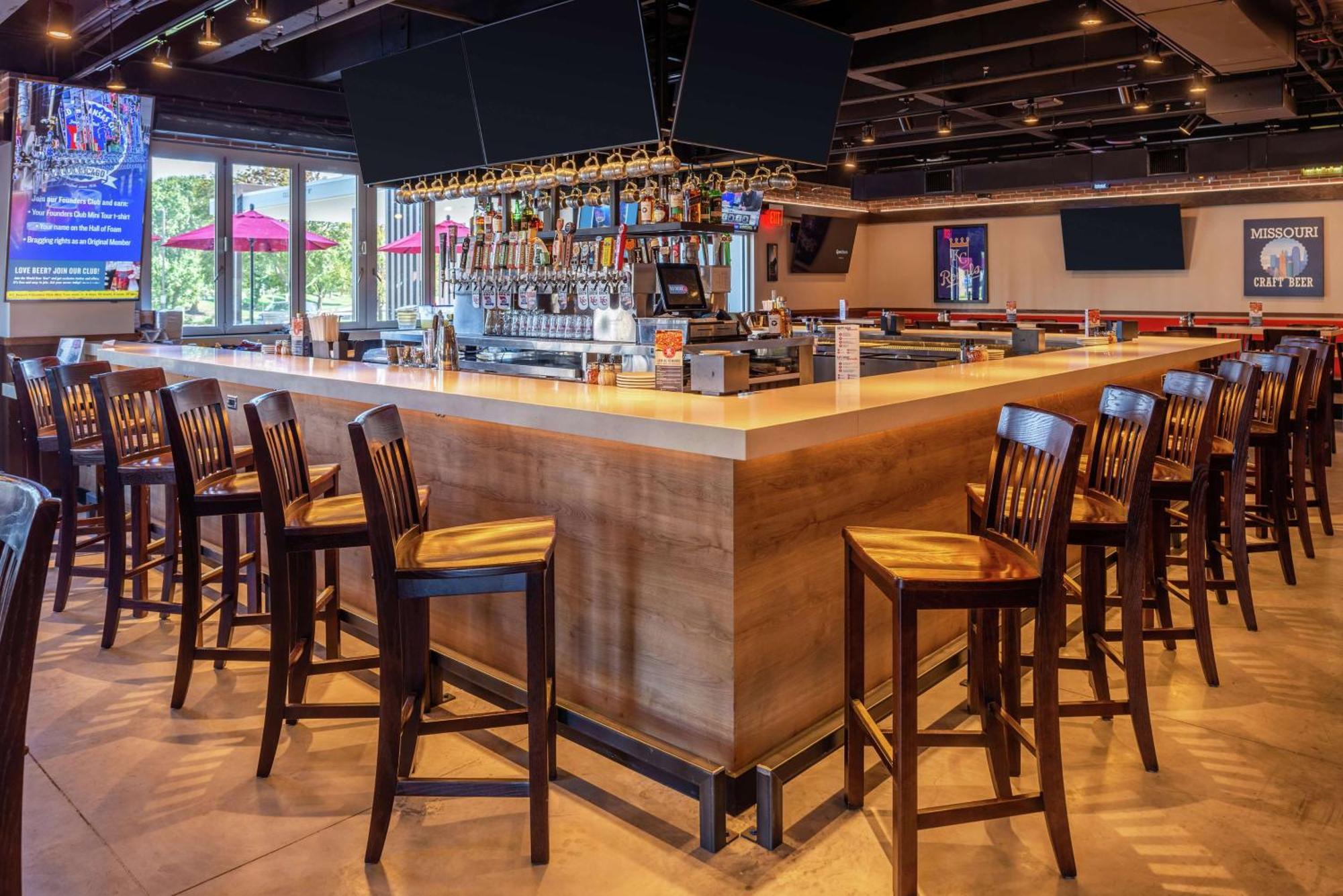 Hilton Garden Inn Kansas City Airport Mo מראה חיצוני תמונה